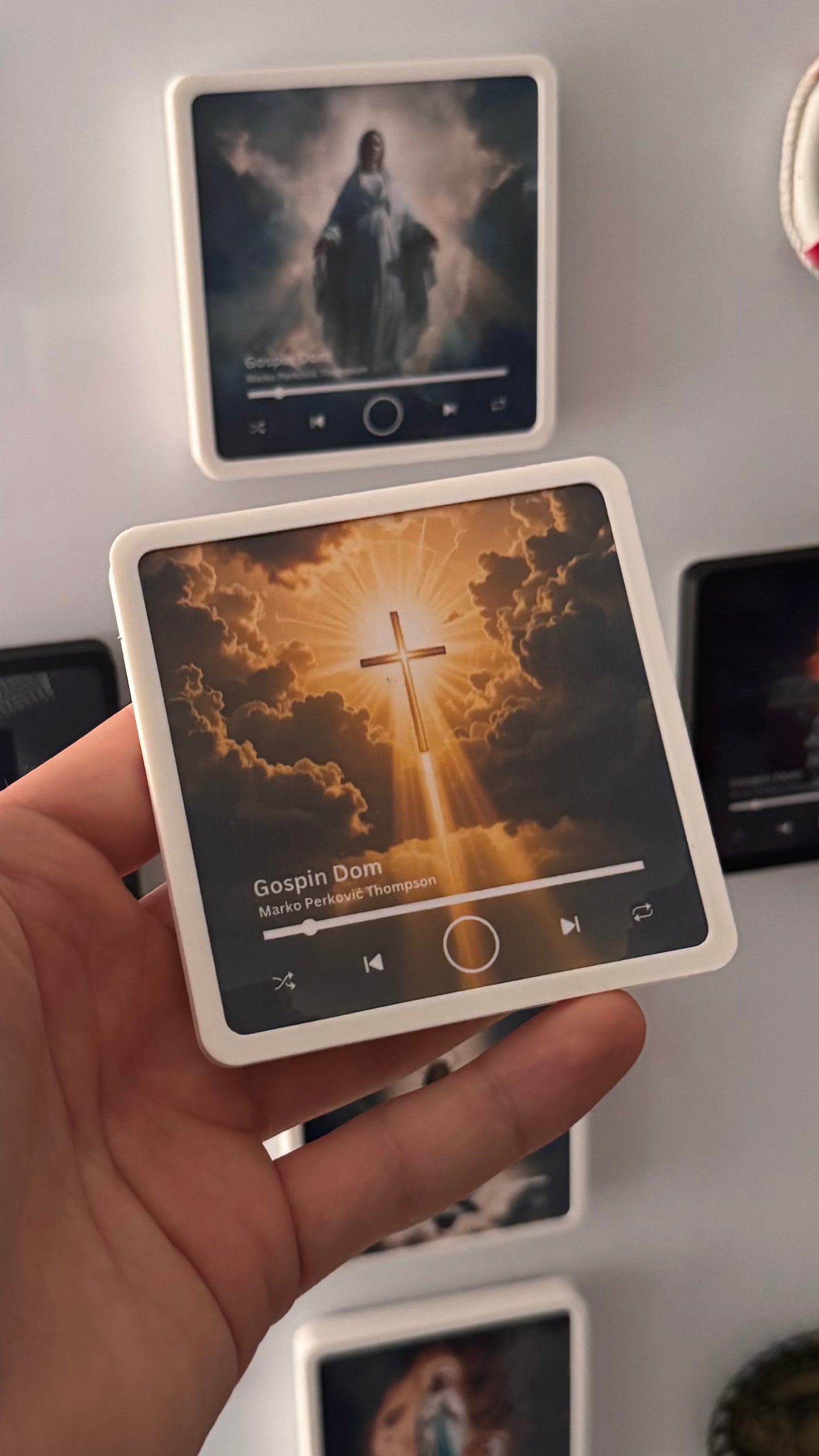 Slika "NEBESKI KRIŽ" - Izaberi pjesmu